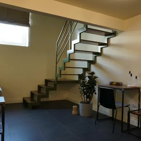 Avolio Tailored Nocleg ze śniadaniem 3*